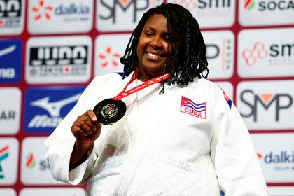 En la imagen un registro de la judoca cubana Idalys Ortiz, campeona mundial y olímpica en la división de más de 78 kg, y quien encabeza la delegación de su país en el Grand Slam de Tiflis (Georgia). EFE/Ian Langsdon/Archivo 
