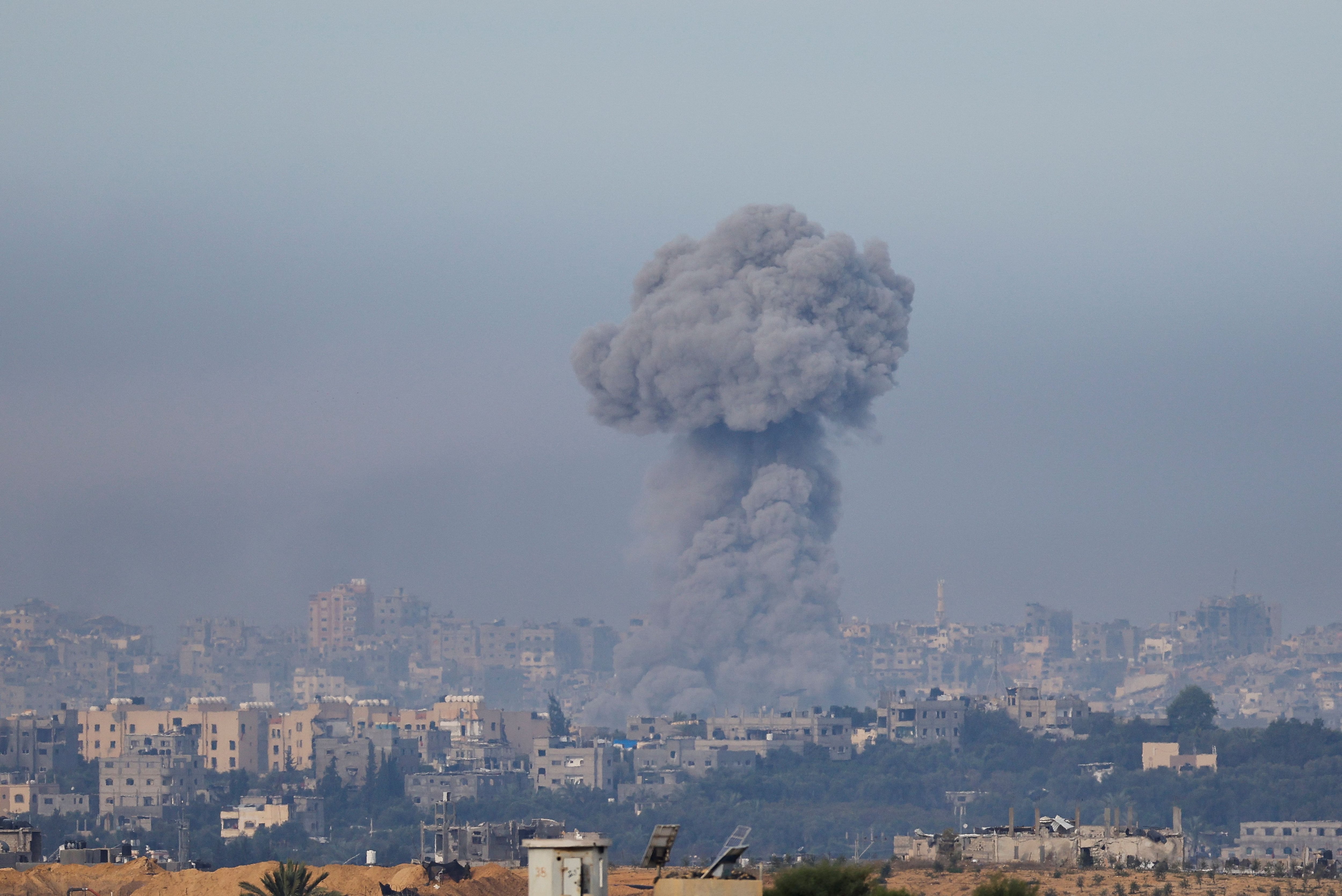 Israel destruyó infraestructuras terroristas de Hamas en Gaza antes de aplicar el acuerdo de liberación de rehenes. (REUTERS/Alexander Ermochenko)
