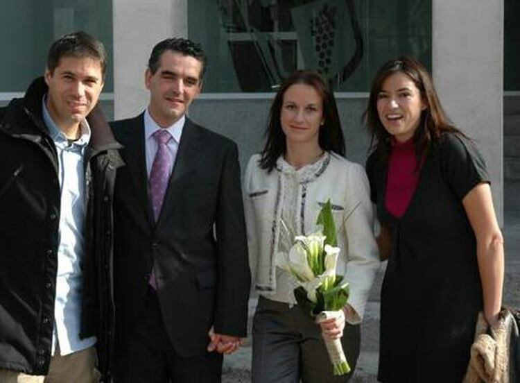 En 2009 se casaron en Madrid. Florencia, la hija de Fernando junto a su novio estuvo presente ya que ellos también viven en España