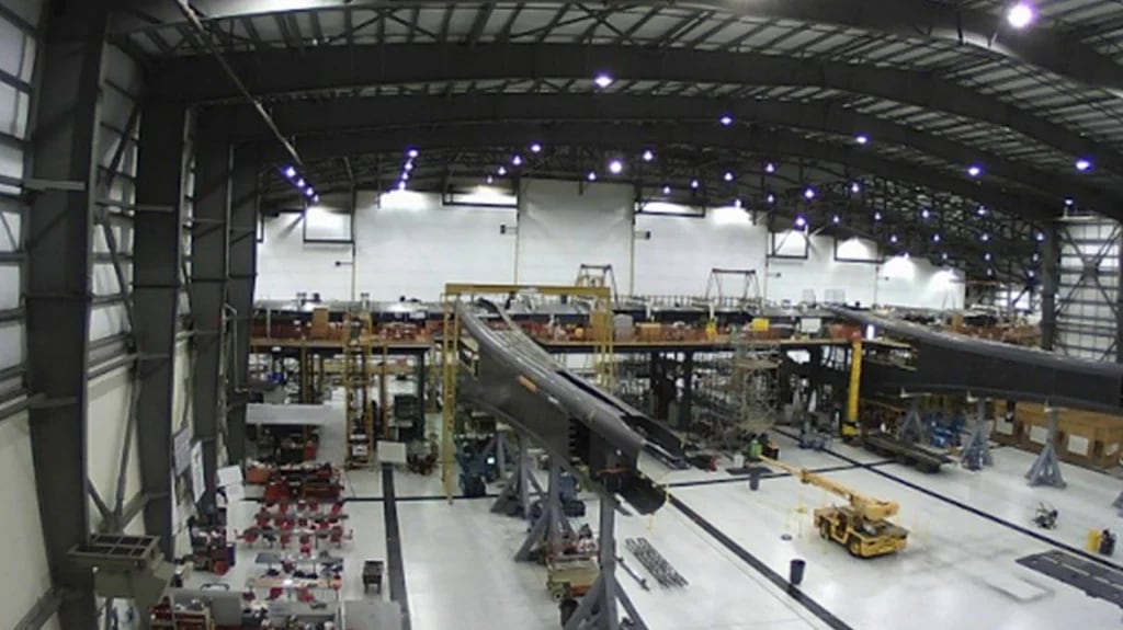 La aeronave está en construcción en los talleres de Mojave, California (vulcan.com)