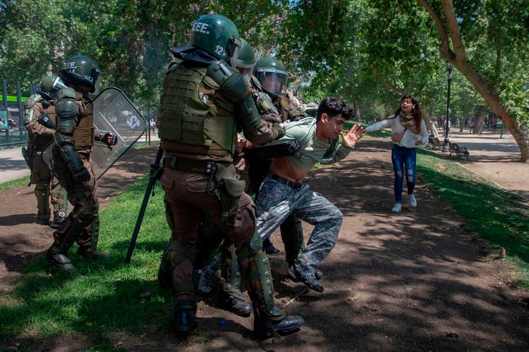 Las protestas han redundado en una represión feroz por parte de las fuerzas de seguridad 