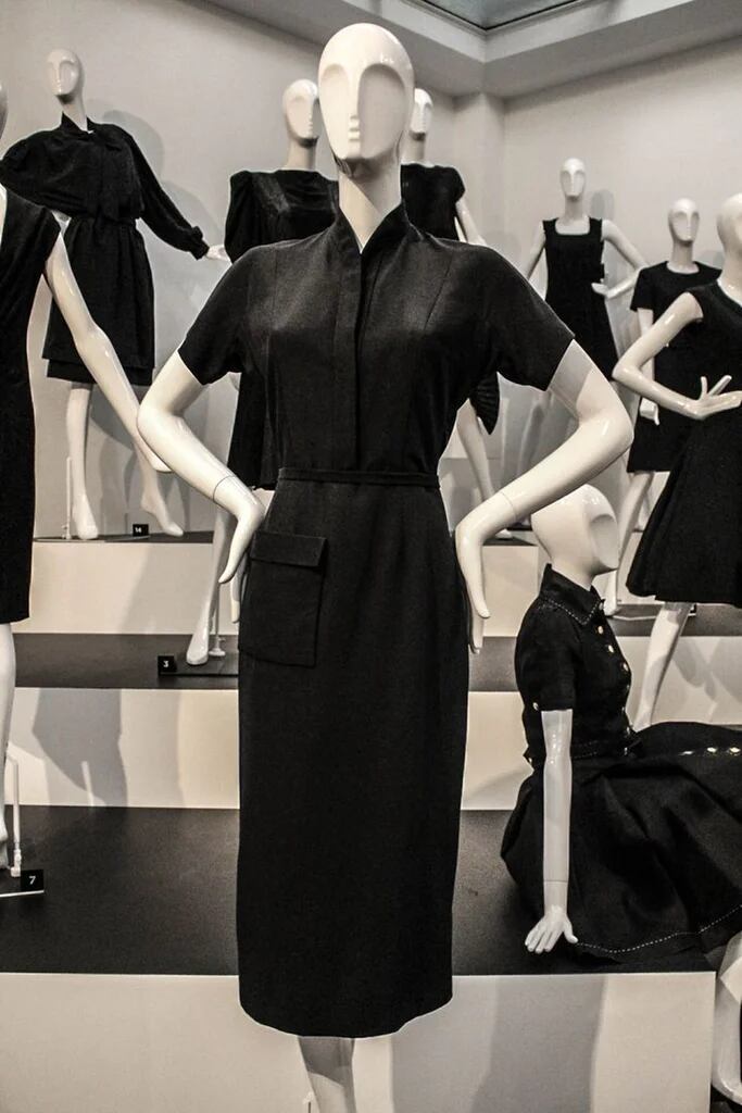 Decorar Persona con experiencia maximizar Little Black Dress": el vestido que no conoce límites de estilo - Infobae
