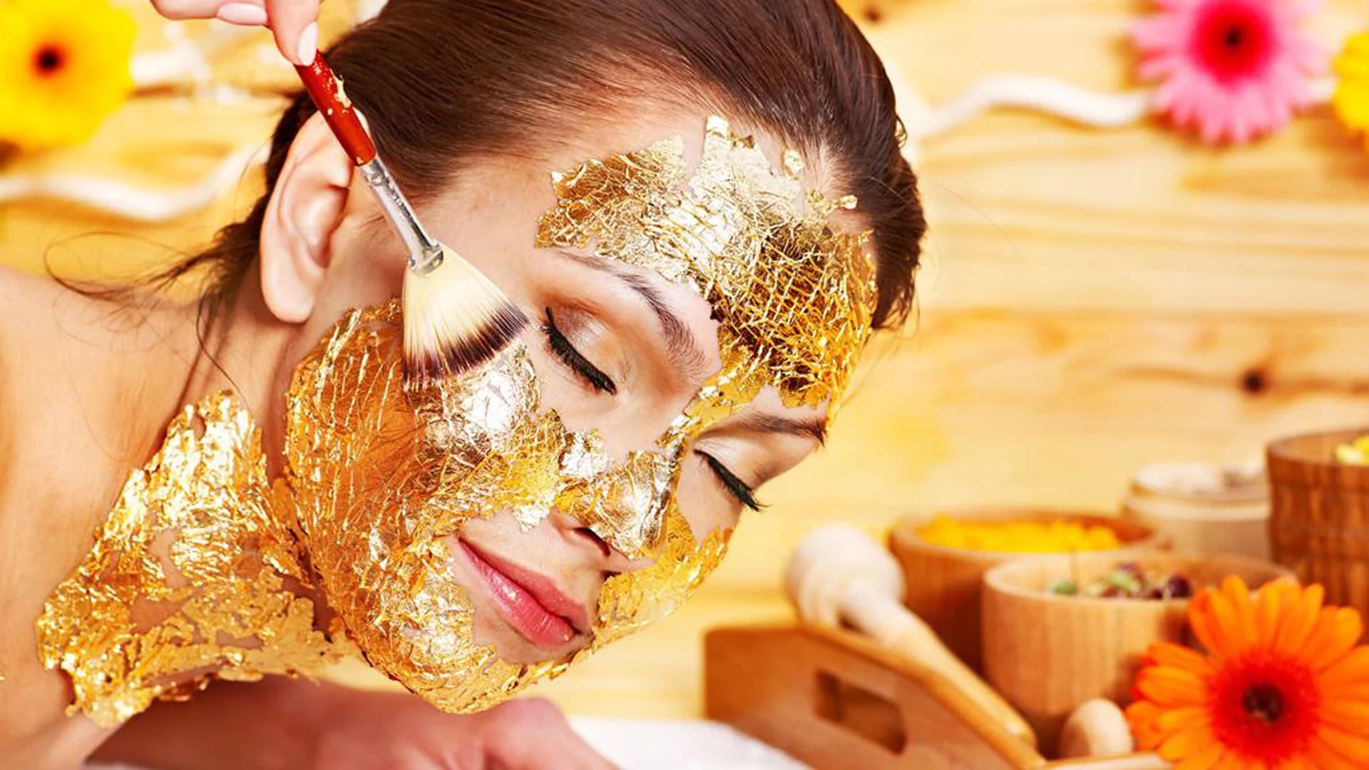 Última moda, las mascarillas de oro. Ayudan a rejuvenecer la piel y dar luminosidad (Kempinski)