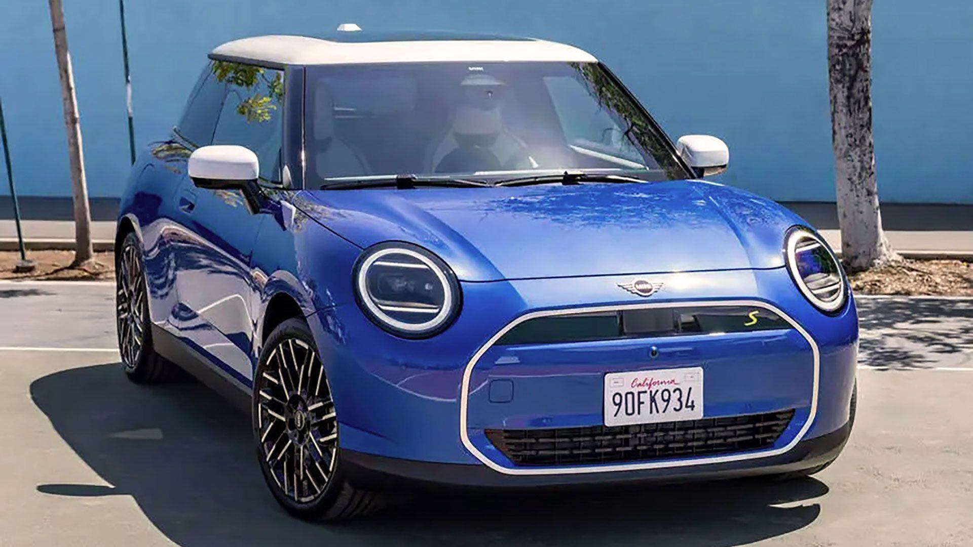 mini eléctrico 2024