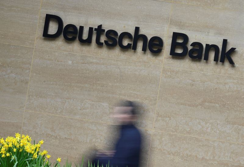 Las dudas sobre la solidez de los bancos se trasladaron a fines de la semana al alemán Deustche Bank (Reuters)