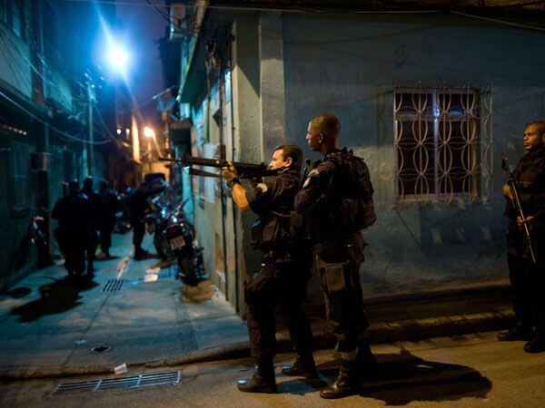 Vila Cruzeiro ha sido escenario de derramamientos de sangre durante operaciones policiales en el pasado. En mayo de 2022, un tiroteo se saldó con más de 20 muertos, pocos meses después de que en otra redada murieran ocho personas (AFP)
