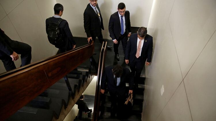 Imágenes de los allanamientos en las oficinas del senador Fernando Bezerra Coelho (AP)