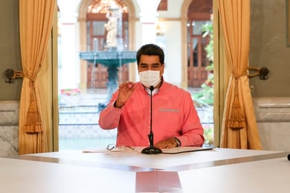 Fotografia cedida el jueves por la oficina de Prensa del Palacio de Miraflores que muestra a Nicolás Maduro mientras habla durante un acto de Gobierno en Caracas (EFE/PRENSA MIRAFLORES)