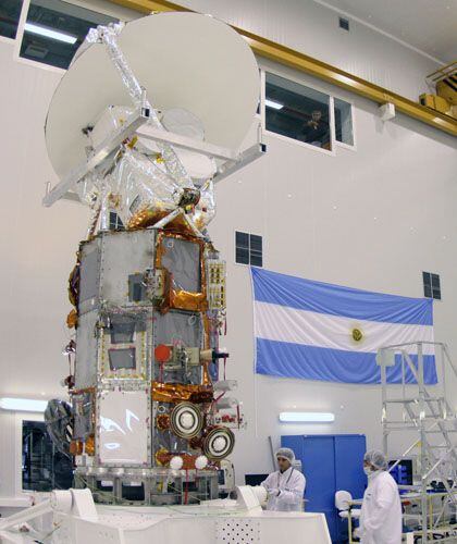 Científicos argentinos construyen en INVAP el satelite argentino SAC-D Aquarius