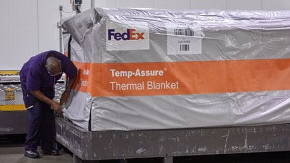 FedEx mejoró su habilidad para transportar vacunas en el 2009, durante el brote  de la pandemia de  H1N1.
(FedEx)