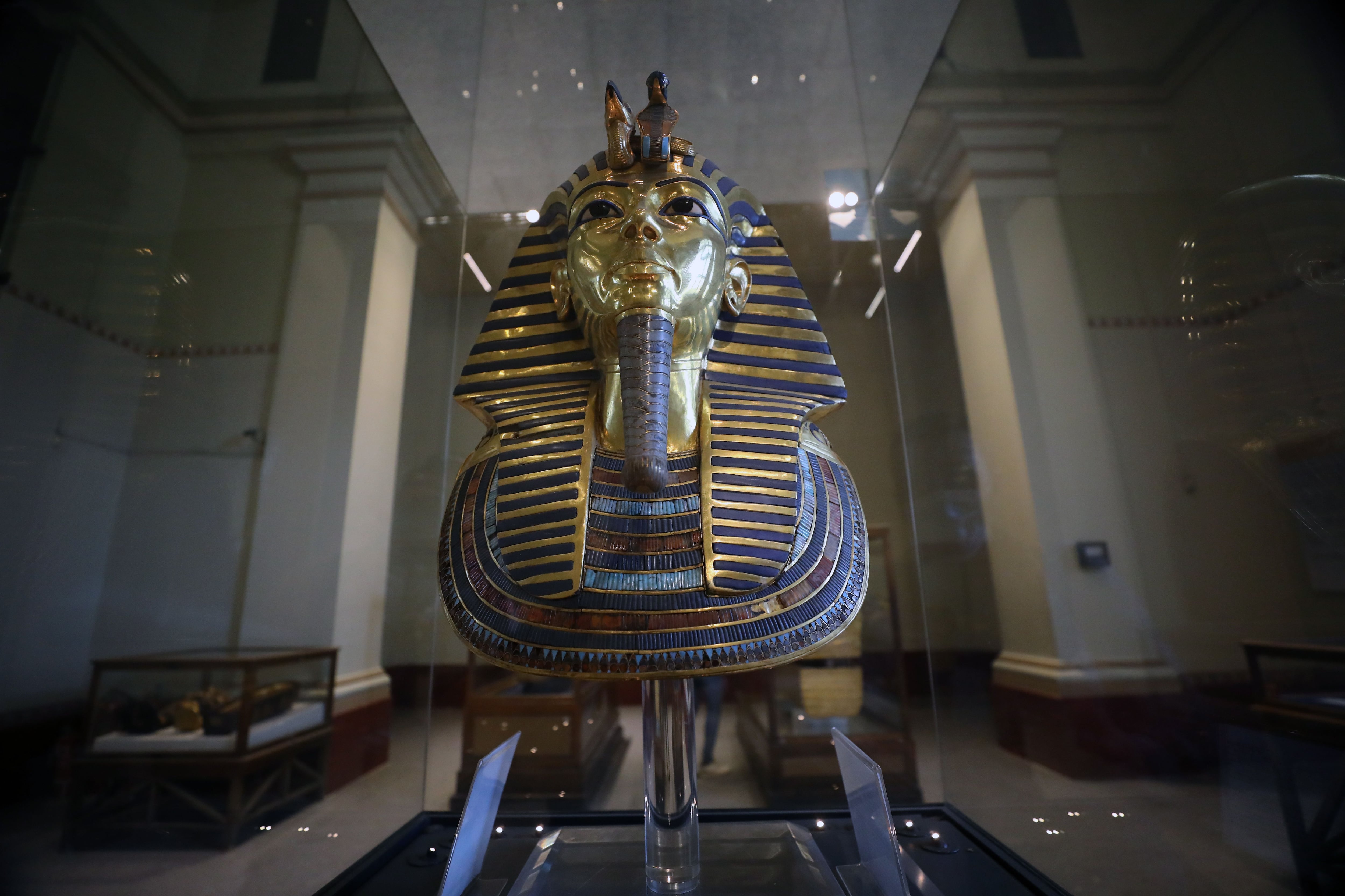 Una nueva investigación descubrió una impactante revelación sobre la máscara funeraria de Tutankamón - Infobae