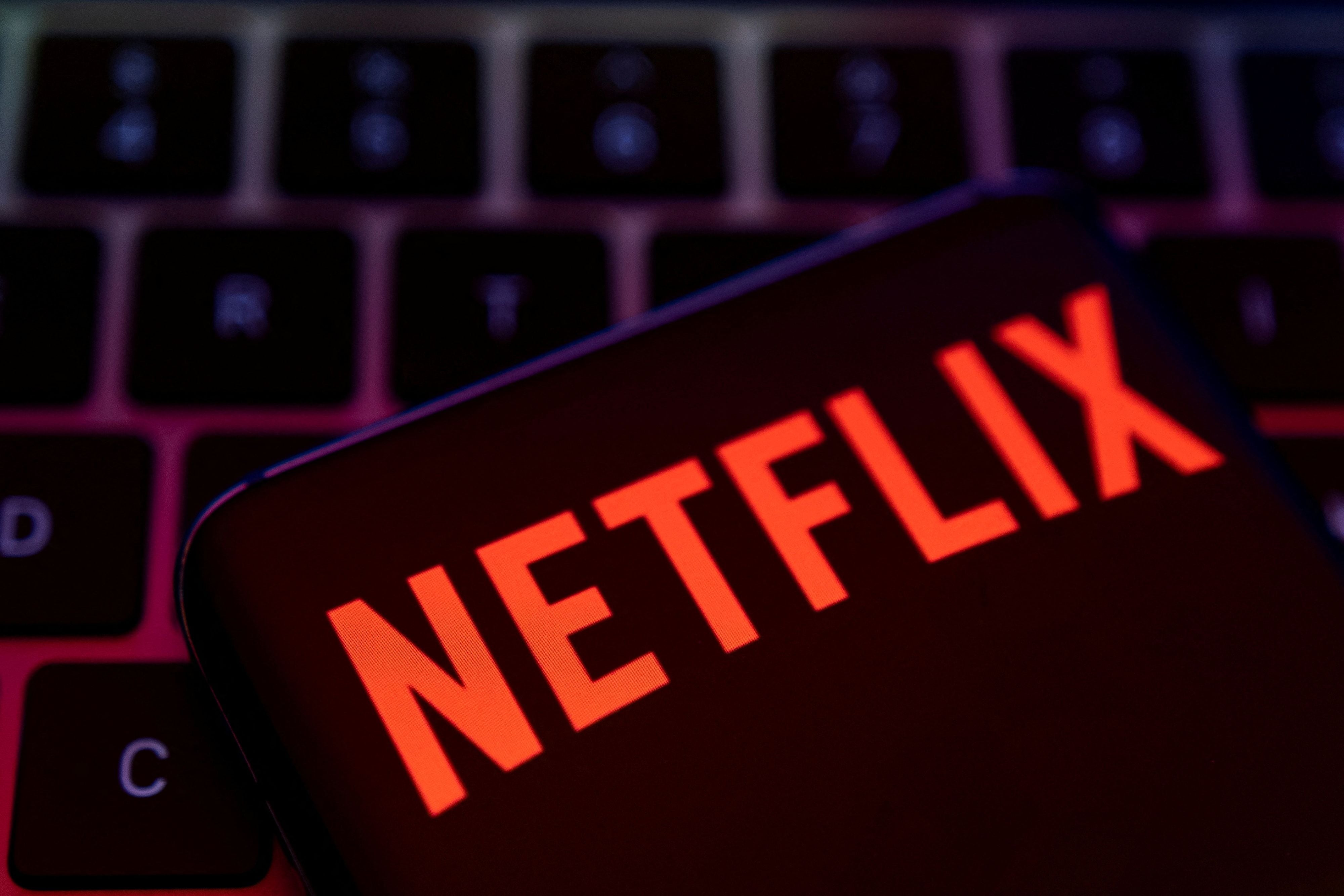 Netflix aspira a una mezcla equilibrada de contenido original y licenciado, según su CFO, Spence Neumann. (REUTERS/Dado Ruvic)