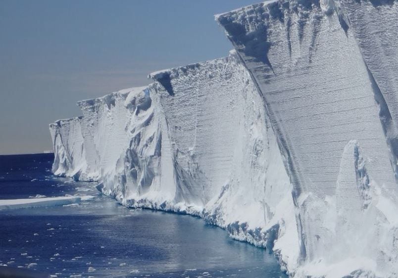 Frente de hielo en la costa antártica
UNIVERSIDAD DE OXFORD
(Foto de ARCHIVO)
25/11/2022