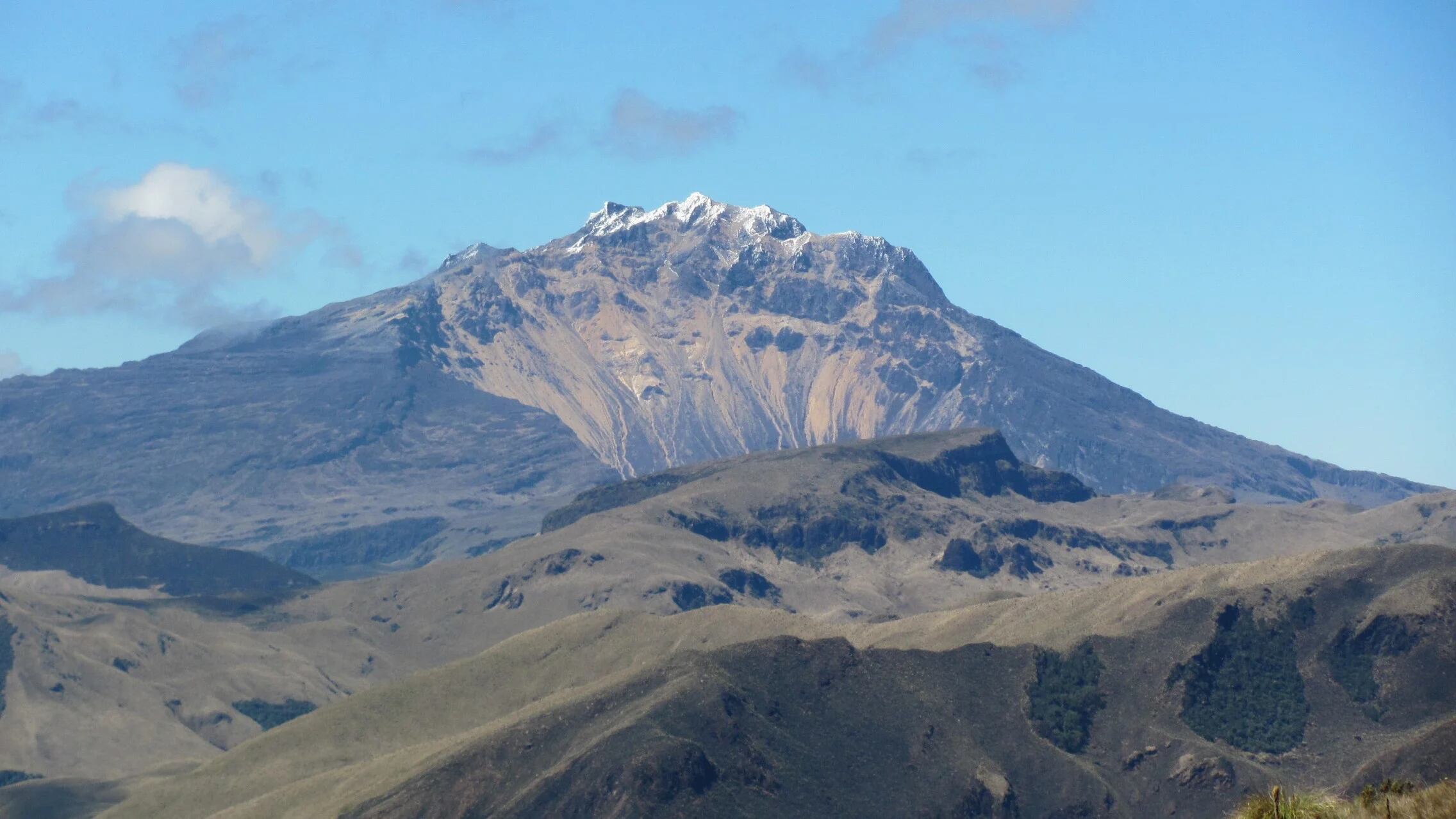 Otro volcán aumentó su actividad en Colombia: ahora la alerta es en Nariño