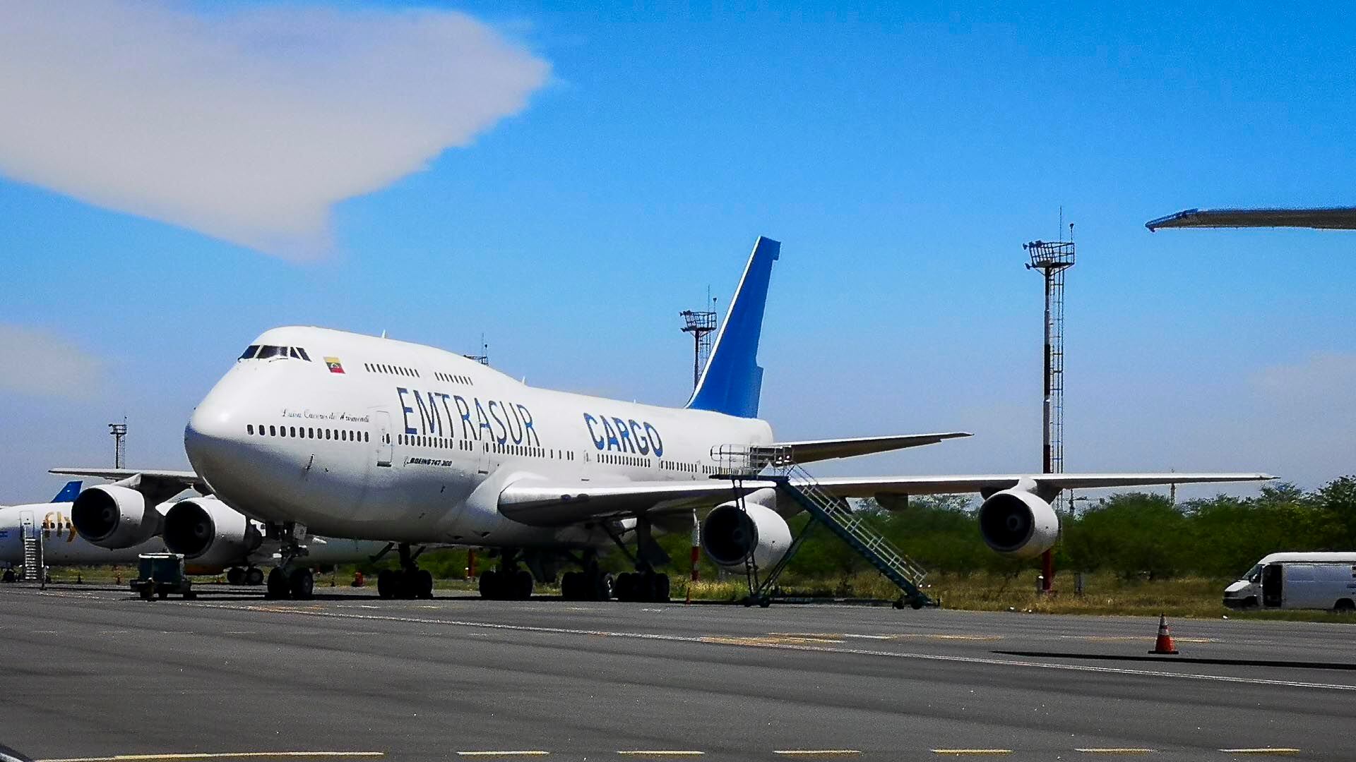 Avión Iraní-Venezolano varado en Ezeiza, argentina