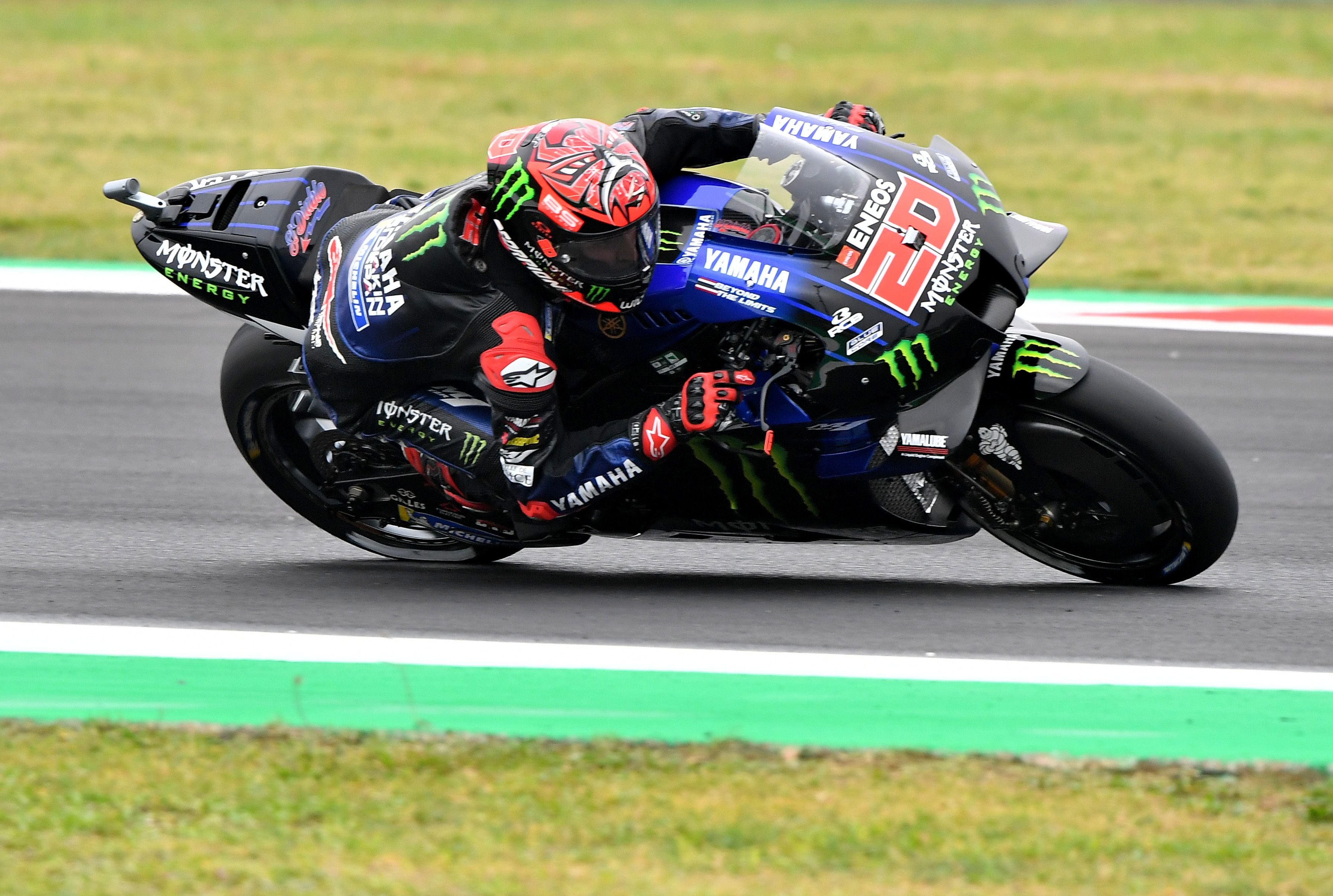 Fabio Quartararo en acción con su Yamaha (REUTERS/Jennifer Lorenzini)