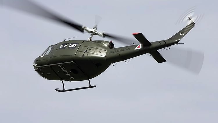 UH-1H AE-413 como G-HUEY