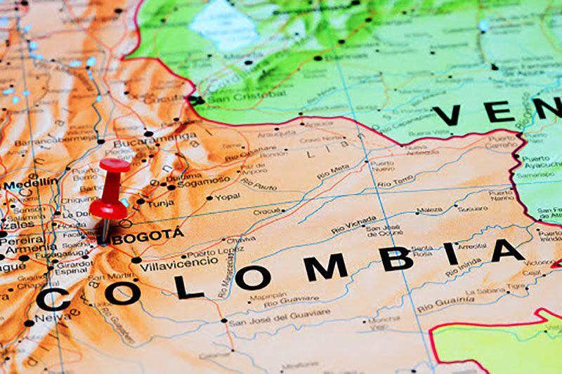 Los mandatarios locales y regionales tendrán la potestad de acogerse a la medida dispuesta por el presidente Gustavo Petro - crédito Infobae Colombia