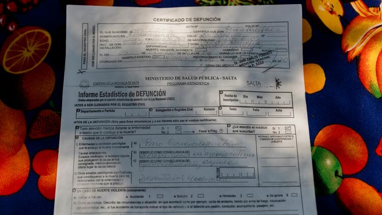 El certificado de defunción de Lautaro, donde se indica que tenía 