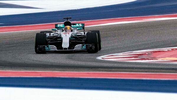 Hamilton hizo el mejor tiempo en la clasificación a bordo de su Mercedes