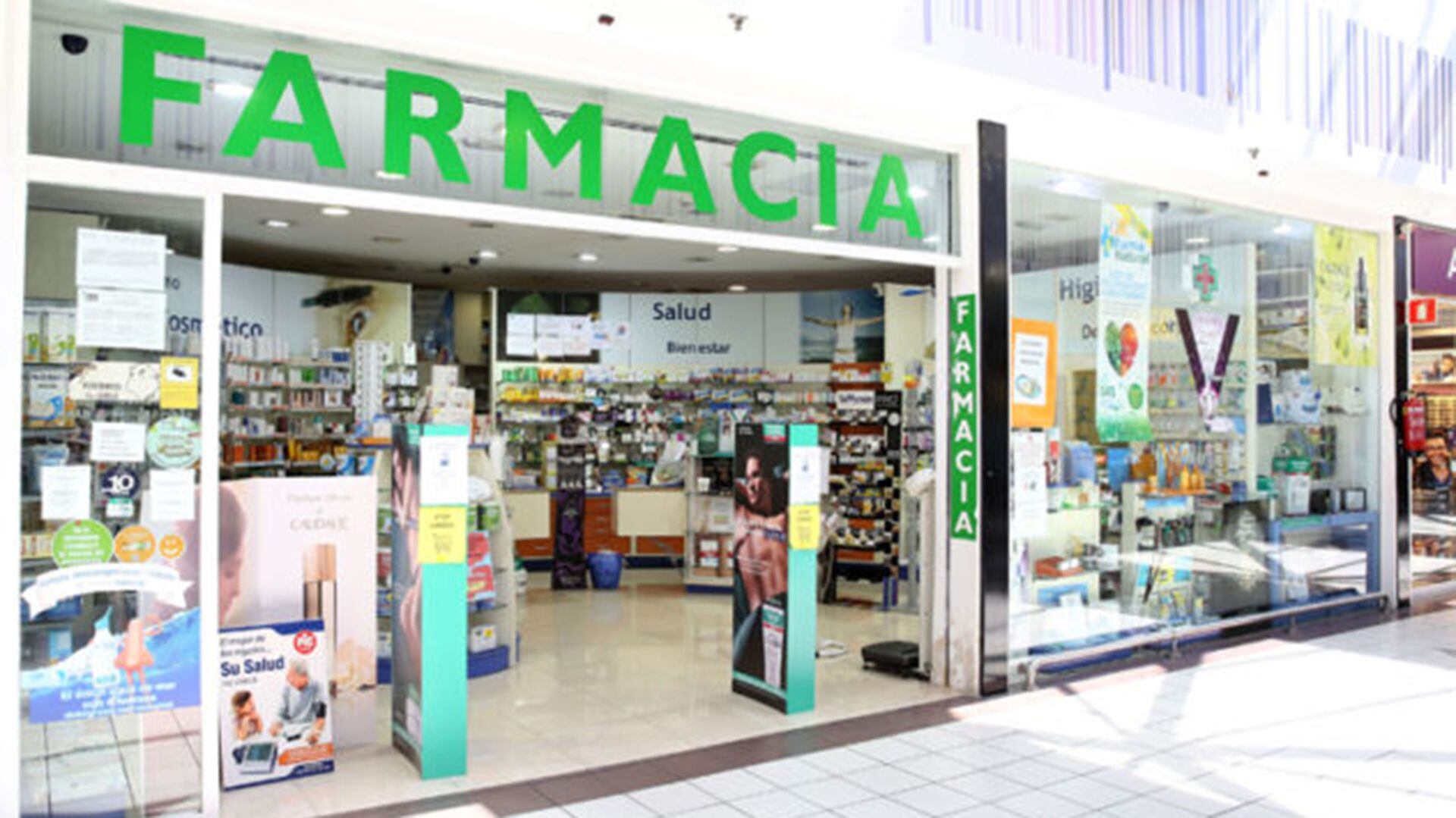 Las farmacias de Uruguay denuncian la venta ilegal en Uruguay de medicamentos que llegan desde Argentina (Radio Carve)