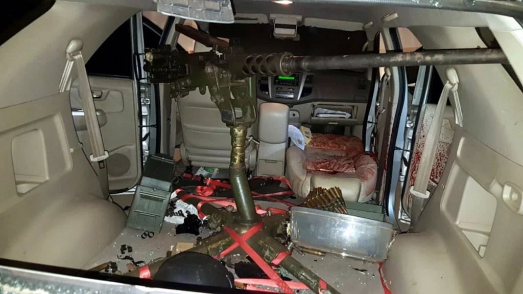 El interior de la camioneta en la que murió “Sadam” (Gentileza ABC.com.py)