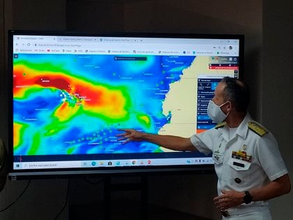 O Equador monitora a atividade da frota pesqueira estrangeira perto de Galápagos (EFE)