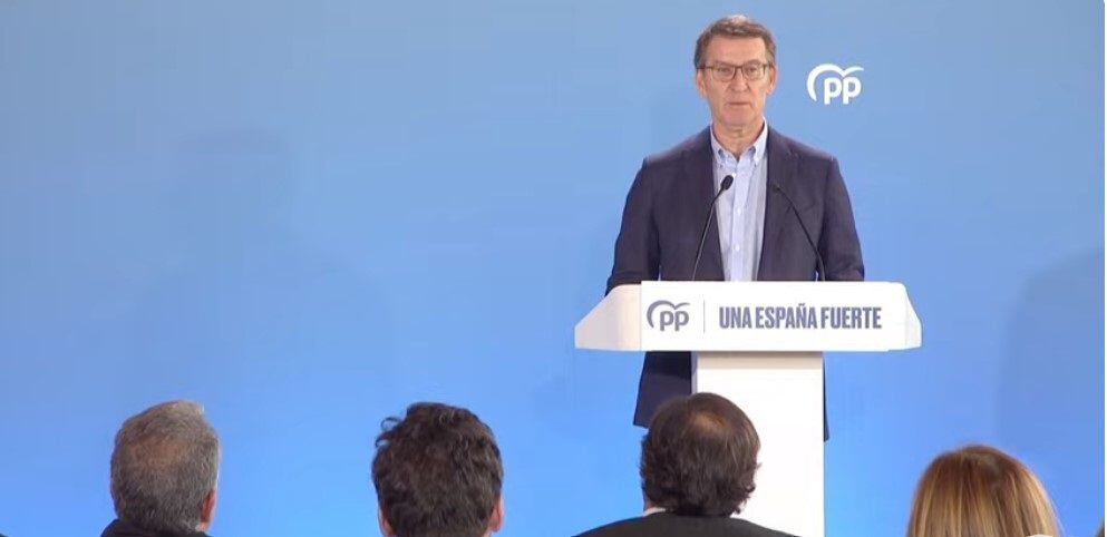 13/01/2024 El presidente del Partido Popular, Alberto Núñez Feijóo, interviene ante el Comité de Dirección del PP en el marco de las jornadas de trabajo celebradas en Toledo. Hotel Cigarral El Bosque., a 13 de enero de 2024.
El líder del PP, Alberto Núñez Feijóo, ha anunciado que el PP iniciará una "ruta por la igualdad" que recorrerá todo el país como "símbolo de resistencia" frente a los pactos del Gobierno con Junts.
CASTILLA-LA MANCHA ESPAÑA EUROPA TOLEDO POLÍTICA
