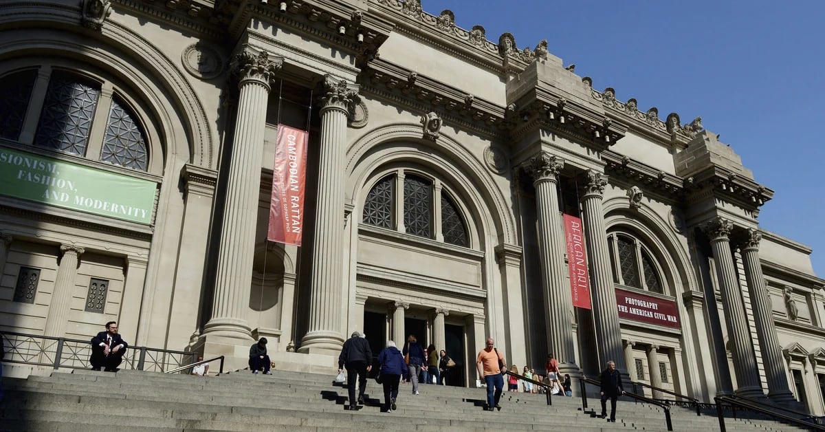 New scandal at the Met: they claim that more than a thousand pieces come from looting or traffic
