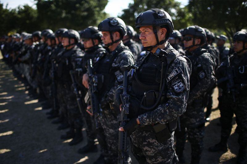 Bukele refuerza los operativos de seguridad en El Salvador. (FOTO: REUTERS/Jose Cabezas)