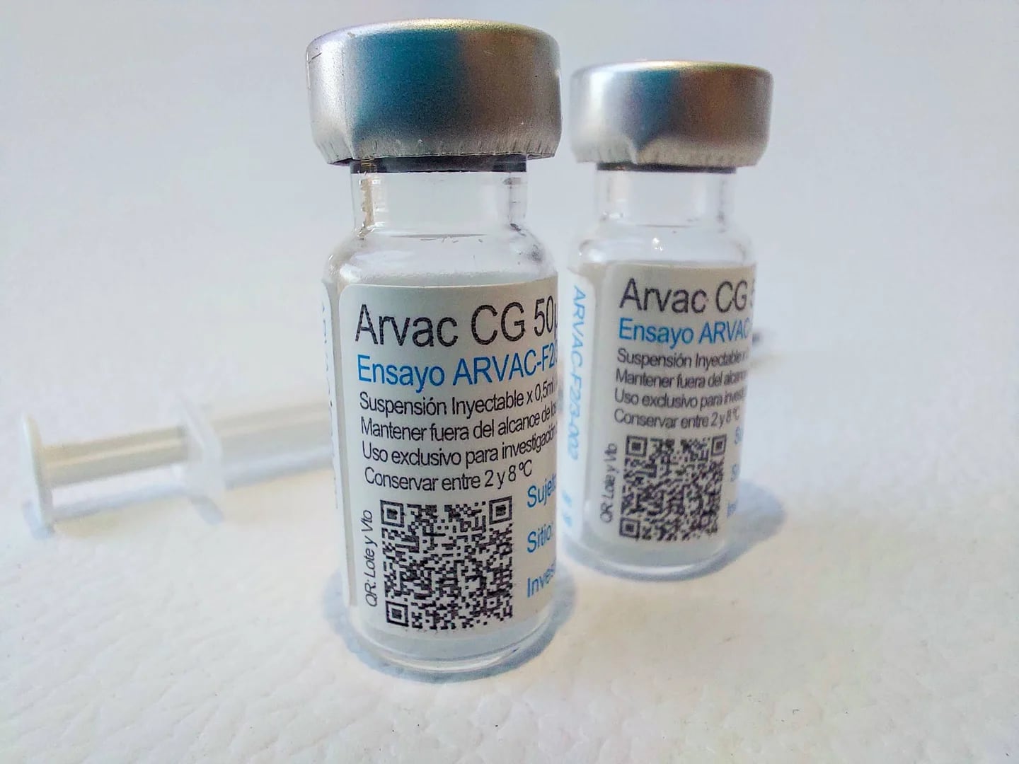 La vacuna argentina ARVAC contra COVID llega a las farmacias