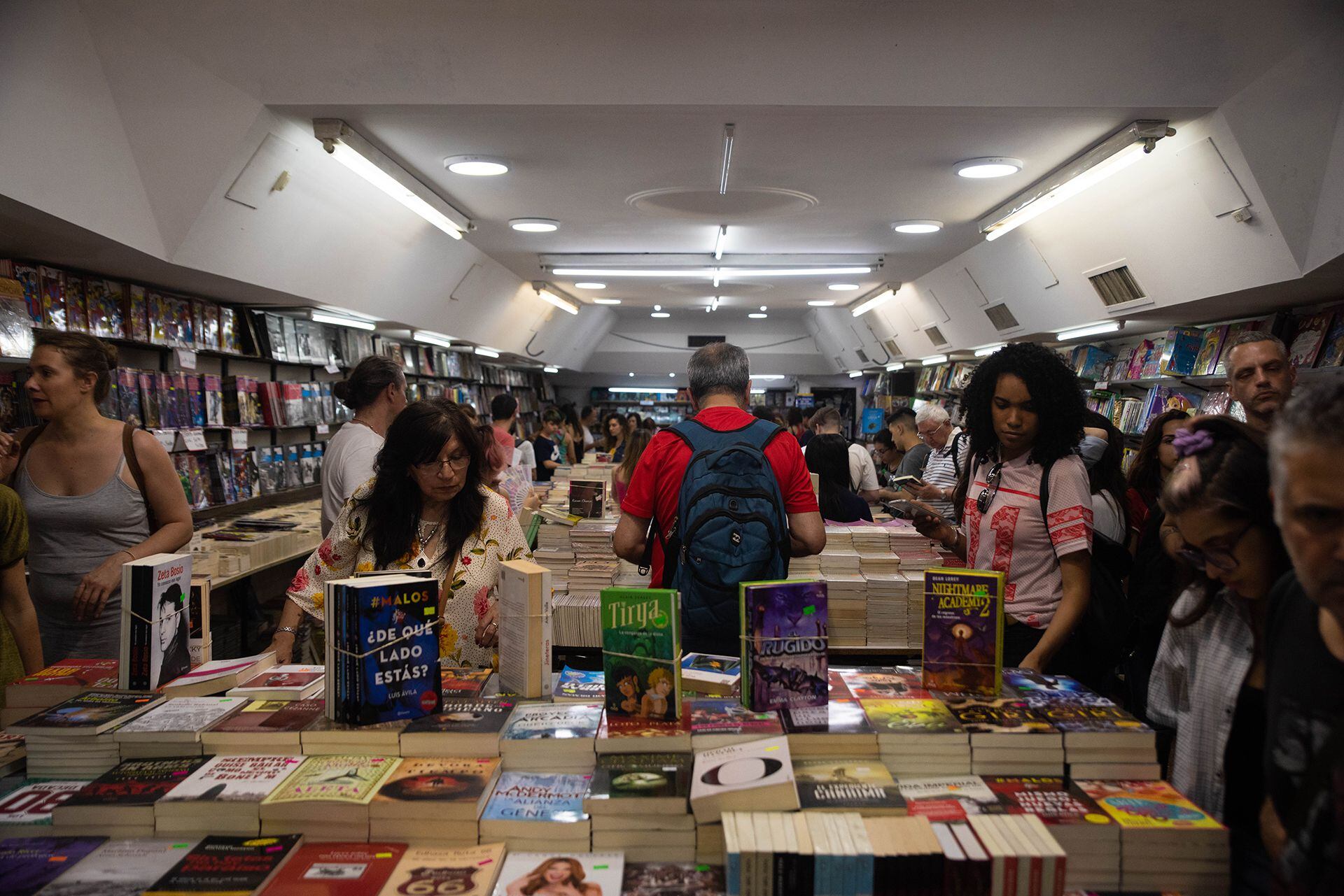 Corrientes, la avenida de las librerías