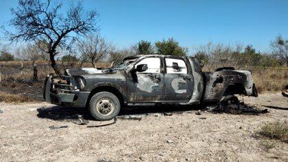 Sigue el terror en Tamaulipas: encontraron cuatro cuerpos calcinados en una camioneta clonada del Ejército Mexicano