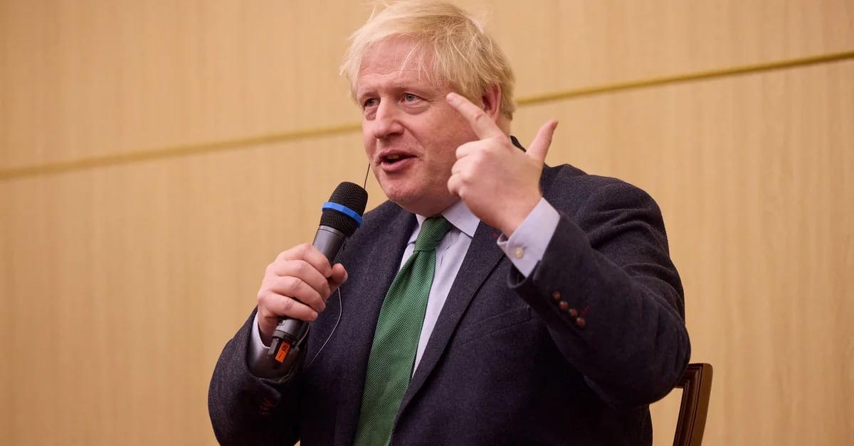 Boris Johnson says Putin threatens to launch missile attack in phone call: “It’s only a minute”