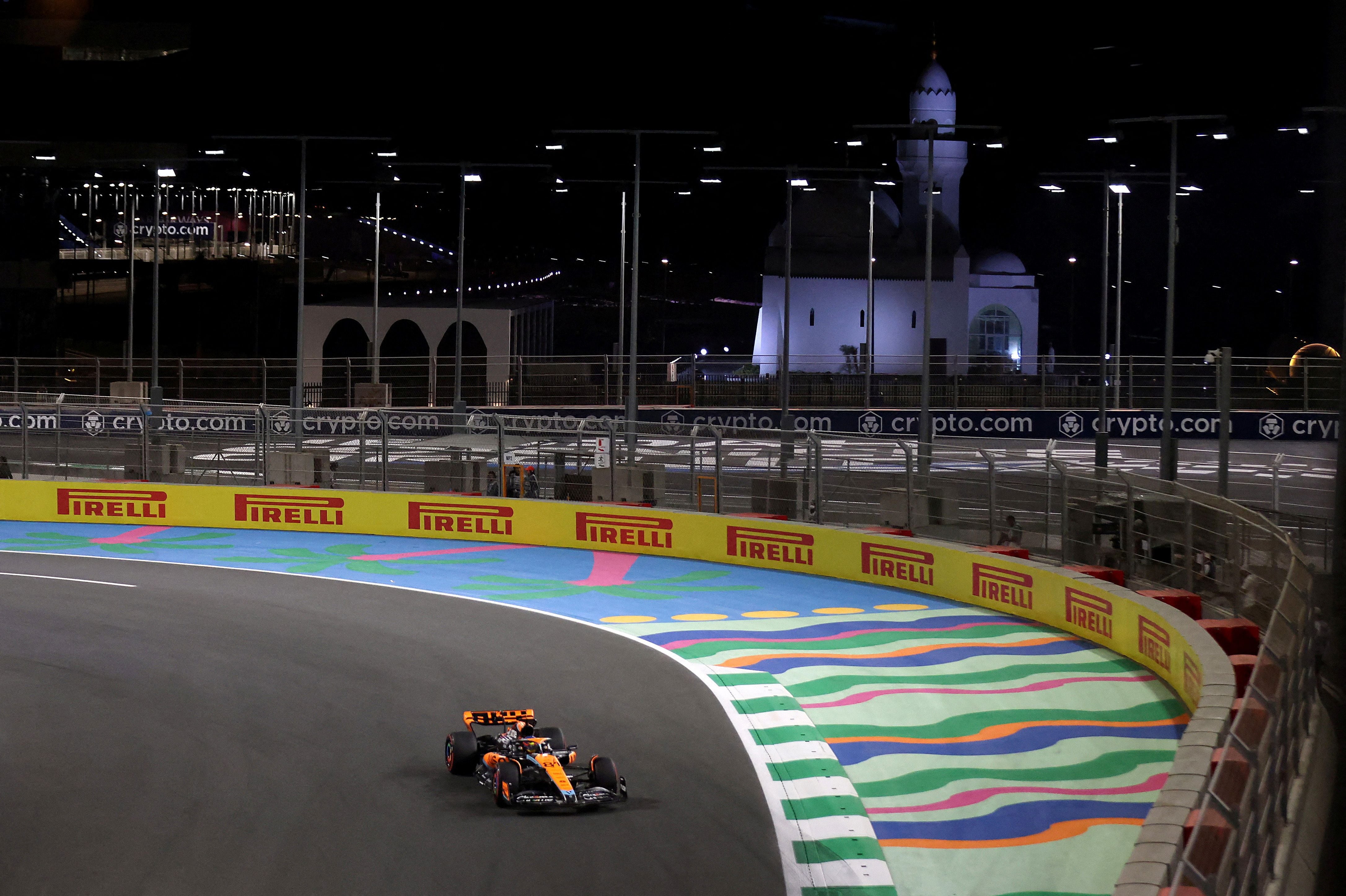 Al gran premio de Formula 1, en Jeddah, en marzo, podría sumarse otro circuito saudí REUTERS/Ahmed Yosri/File Photo