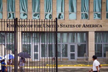 Embajada de Estados Unidos en La Habana. Allí comenzaron a registrarse los casos de funcionarios con graves problemas de salud, presumiblemente provocados por la radiación de microondas.