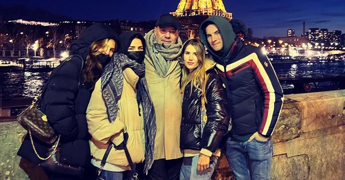 Marcelo Tinelli voyage avec ses quatre enfants aînés : « Ensemble à Paris »