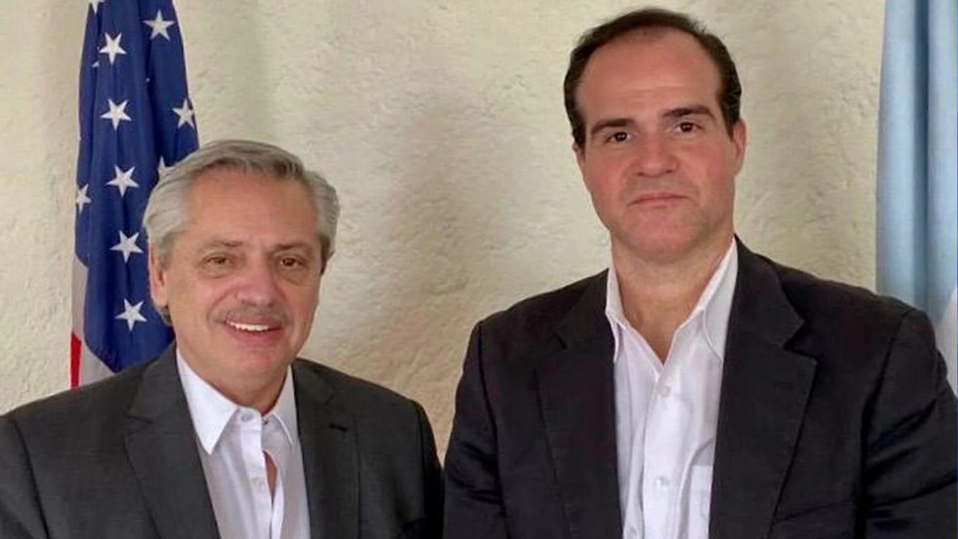 Alberto Fernández y Mauricio Claver tras su almuerzo en México