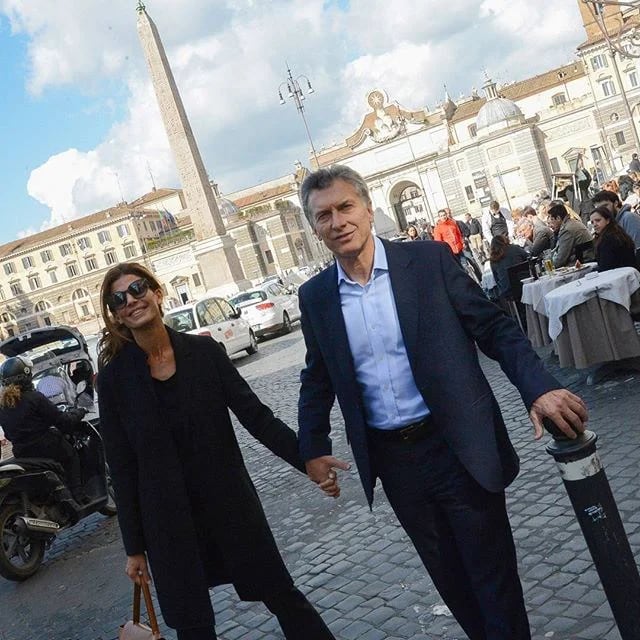 Un matrimonio feliz: Madri y Awada durante su visita 2015 a Roma a visitar al Papa Francisco .