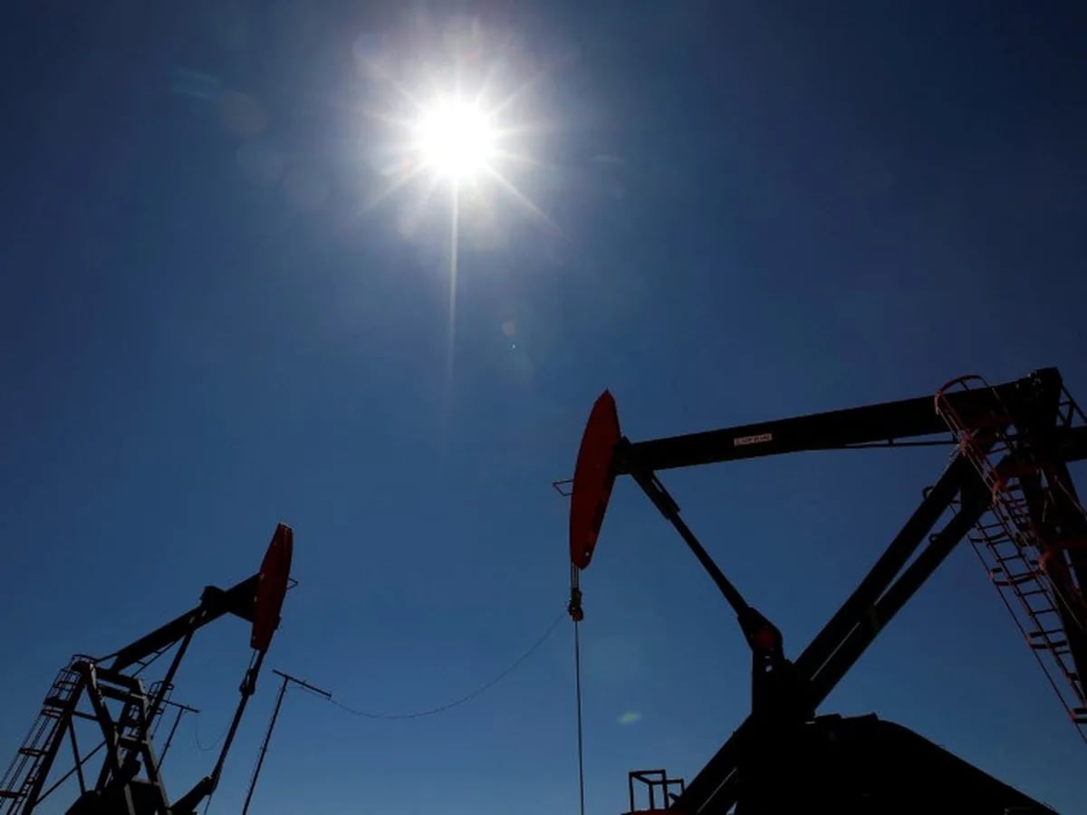 El principal gremio petrolero dijo que no adherirá a la amenaza de Chubut de parar la actividad