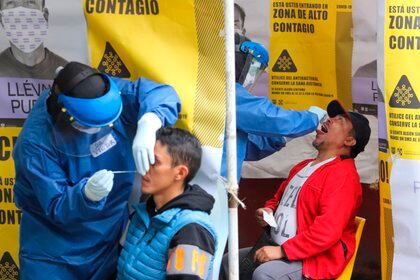 Clarissa Etienne señaló que la región de las Américas no ha superado la primera ola de la pandemia de COVID-19 (Foto: EFE/ Jose Pazos)

