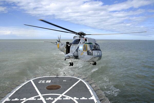 El helicÃ³ptero Sea King de la Armada argentina, en acciÃ³n. Foto:Â Gentileza Gaceta Marinera.