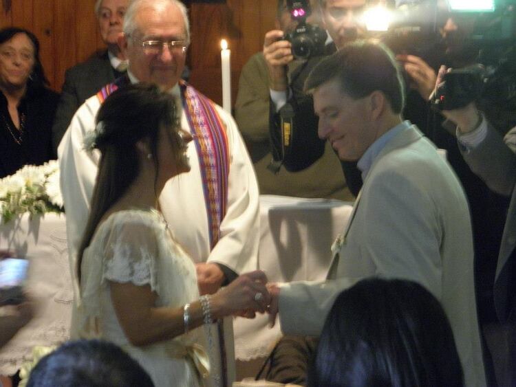 Después de diez años, Vitali obtuvo la dispensa papal y se pudo casar por Iglesia.