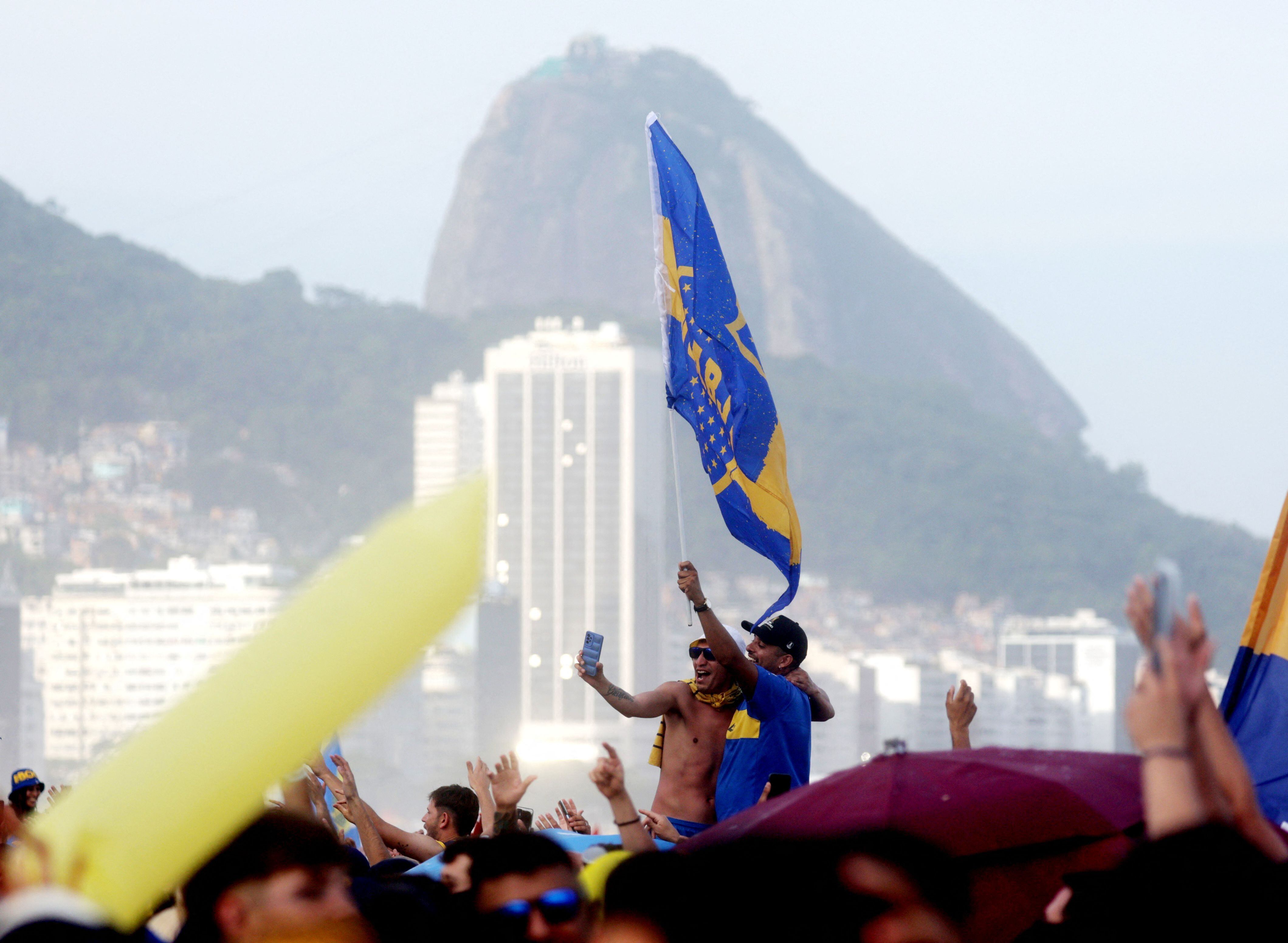 Los fanáticos de Boca coparon Río de Janeiro (REUTERS/Ricardo Moraes)