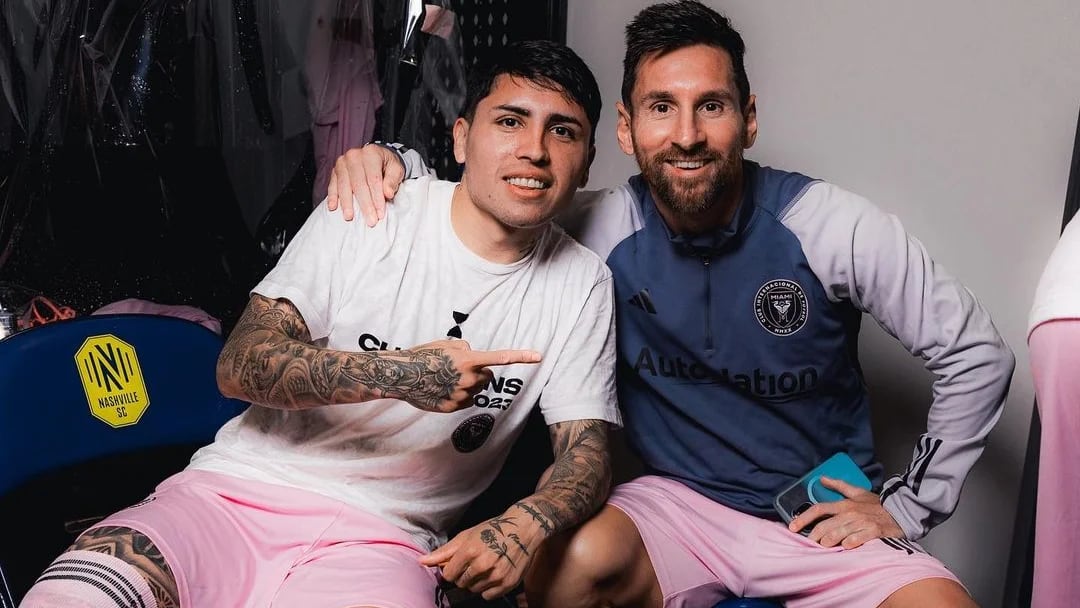 Facundo Farías junto a Lionel Messi tras la obtención de la Leagues Cup con Inter Miami (Instagram)