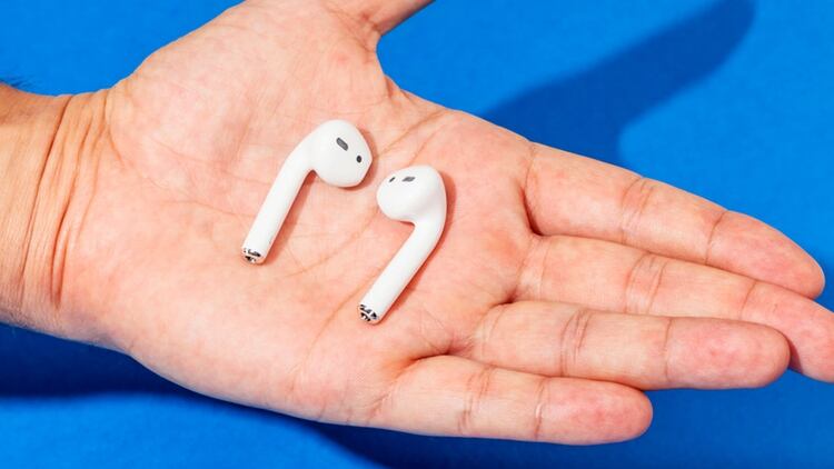 Los AirPods, junto con la función 