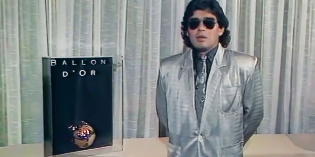 Conmoción porque subastarán uno de los Balones de Oro de Maradona que fue robado hace 35 años: “No todos los días encontramos un objeto como este”