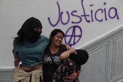  Claudia Sheinbaum informó que fue presentada ante el Congreso de la Ciudad de México una iniciativa para que en los casos de violencia de género, cuando una mujer sea violentada por su pareja, la ley obligue al agresor a abandonar el domicilio (Foto: Andrea Murcia / Cuartoscuro)