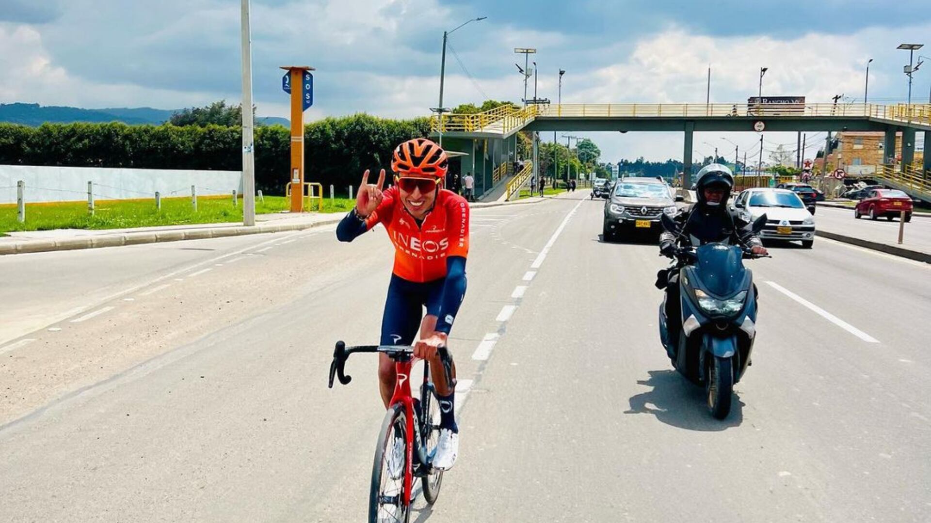El ciclista colombiano Egan Bernal afirmó que está en proceso de preparación para afrontar una Gran Vuelta para 2023. Imagen: @eganbernal.