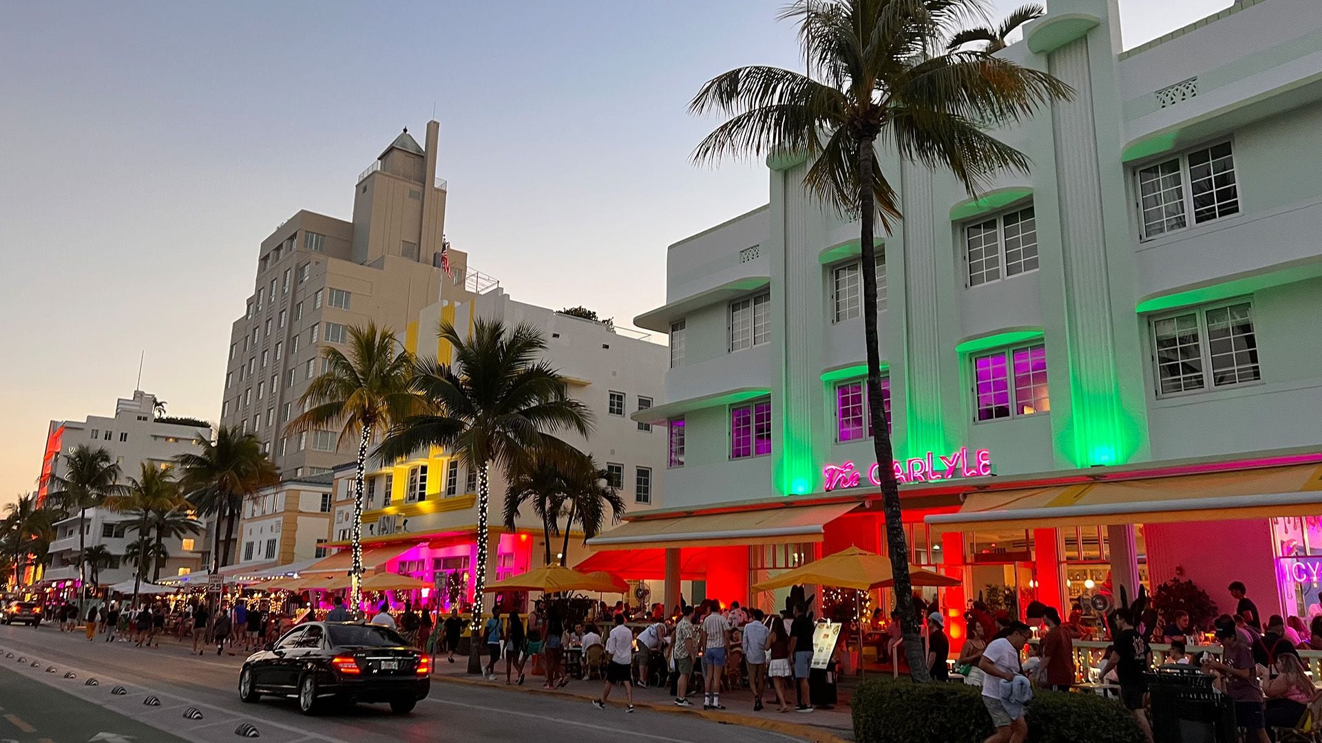 Ocean Drive es lalle más mencionada en Miami según el estudio de Wanderu. (Opy Morales) 